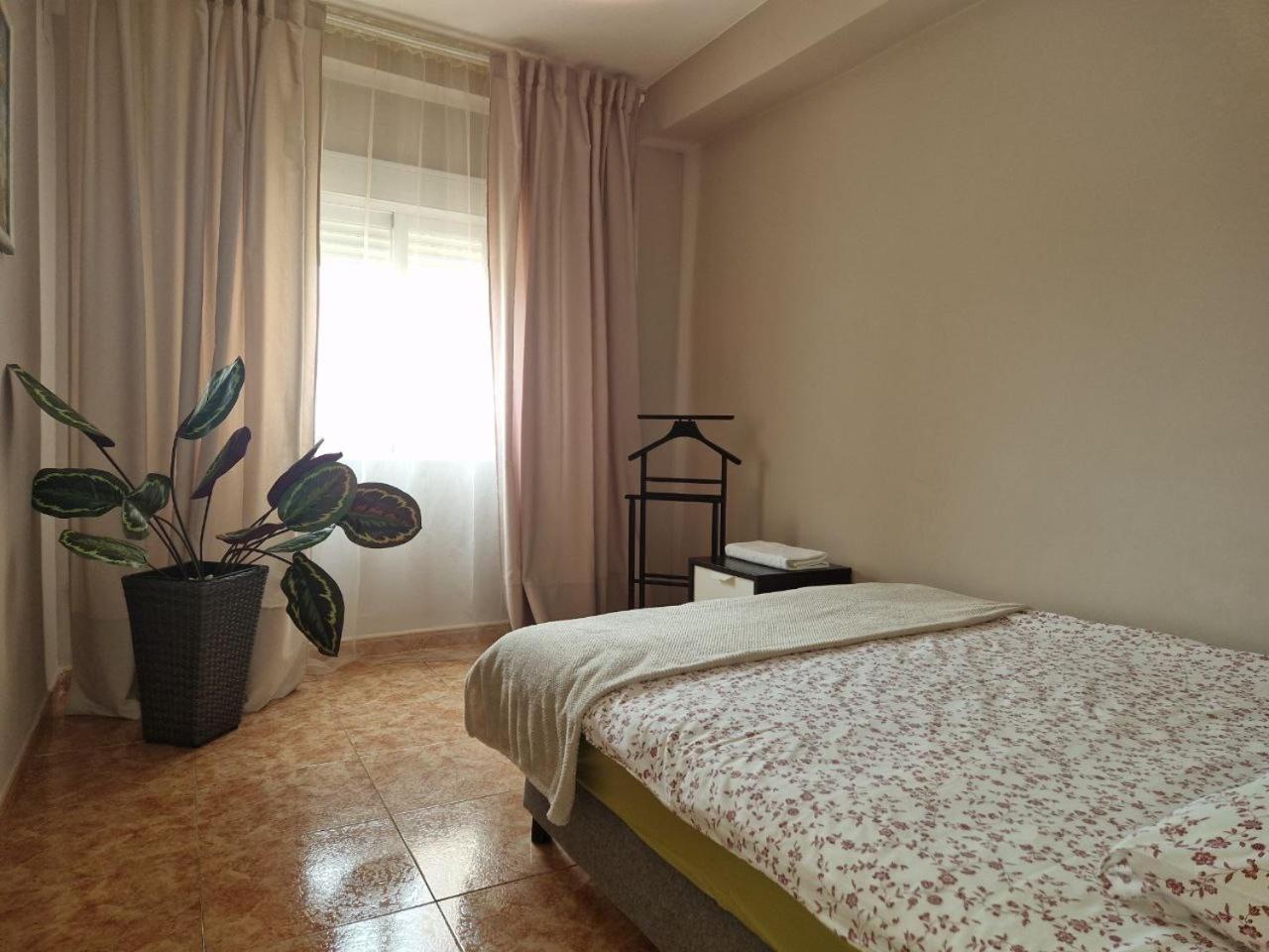 Apartamento Moncada เดเนีย ภายนอก รูปภาพ
